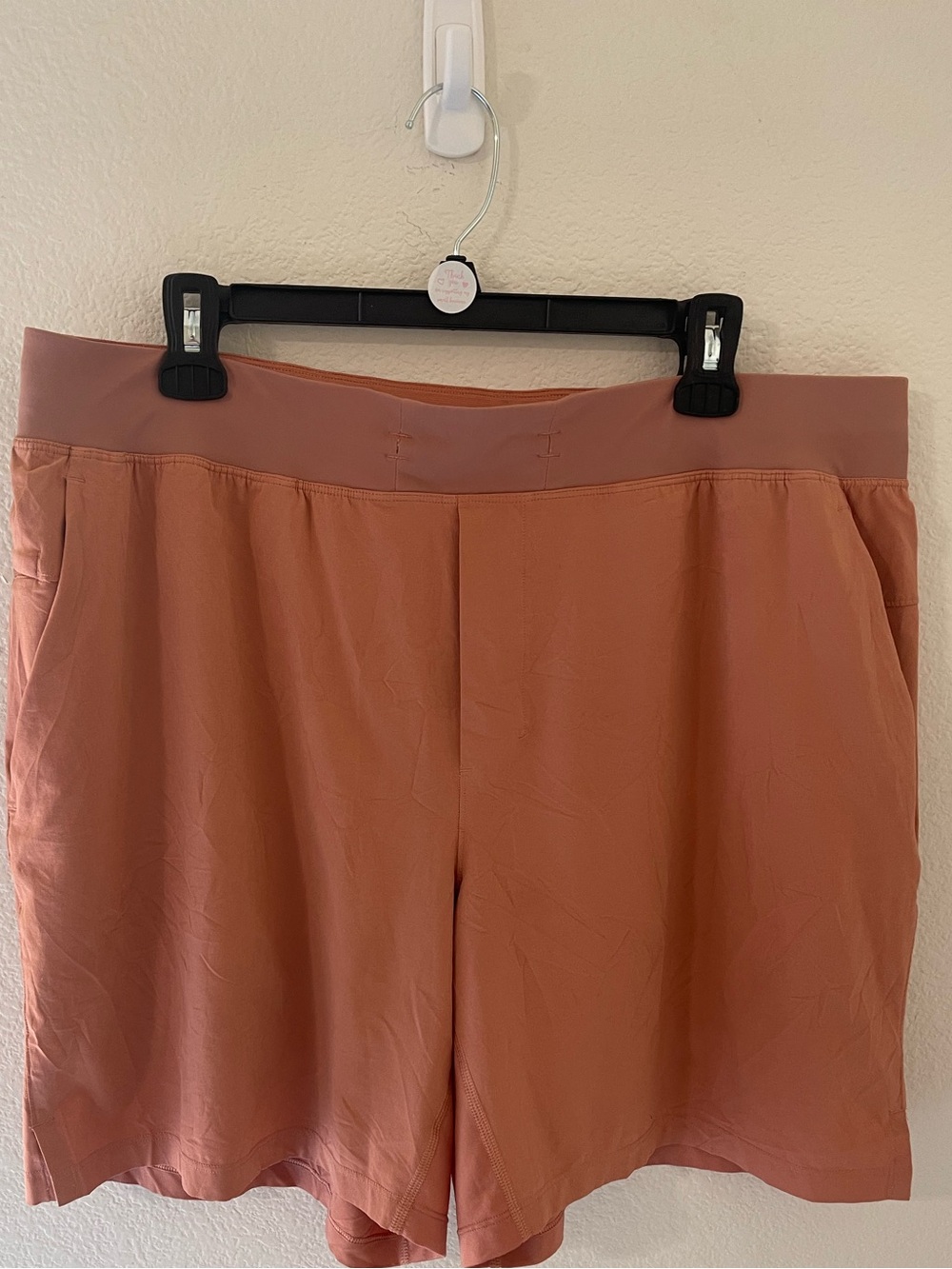Lululemon Men’s XXL Sunny  Coral Pull-On Casual Shorts 🩳